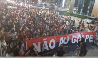 Não ao golpe: Resistir, mobilizar e defender direitos