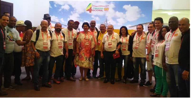 Trabalhadores da construção defendem indústria nacional