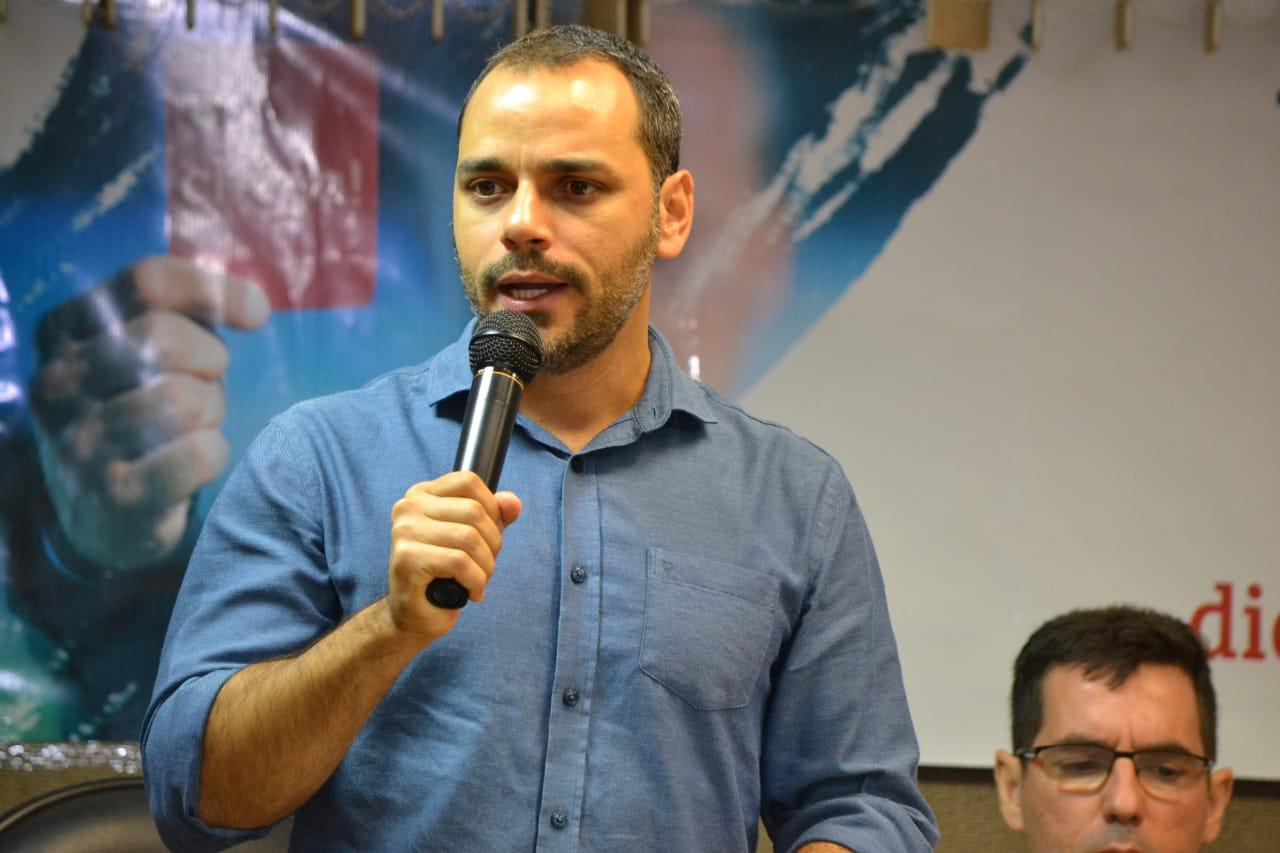 “MP 881 tenta fazer uma nova Reforma Trabalhista”, afirma Augusto Vasconcelos