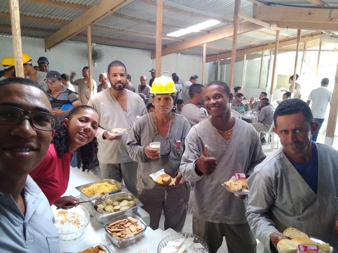 Consórcio HoltzQG: Trabalhadores (as) participam de confraternização