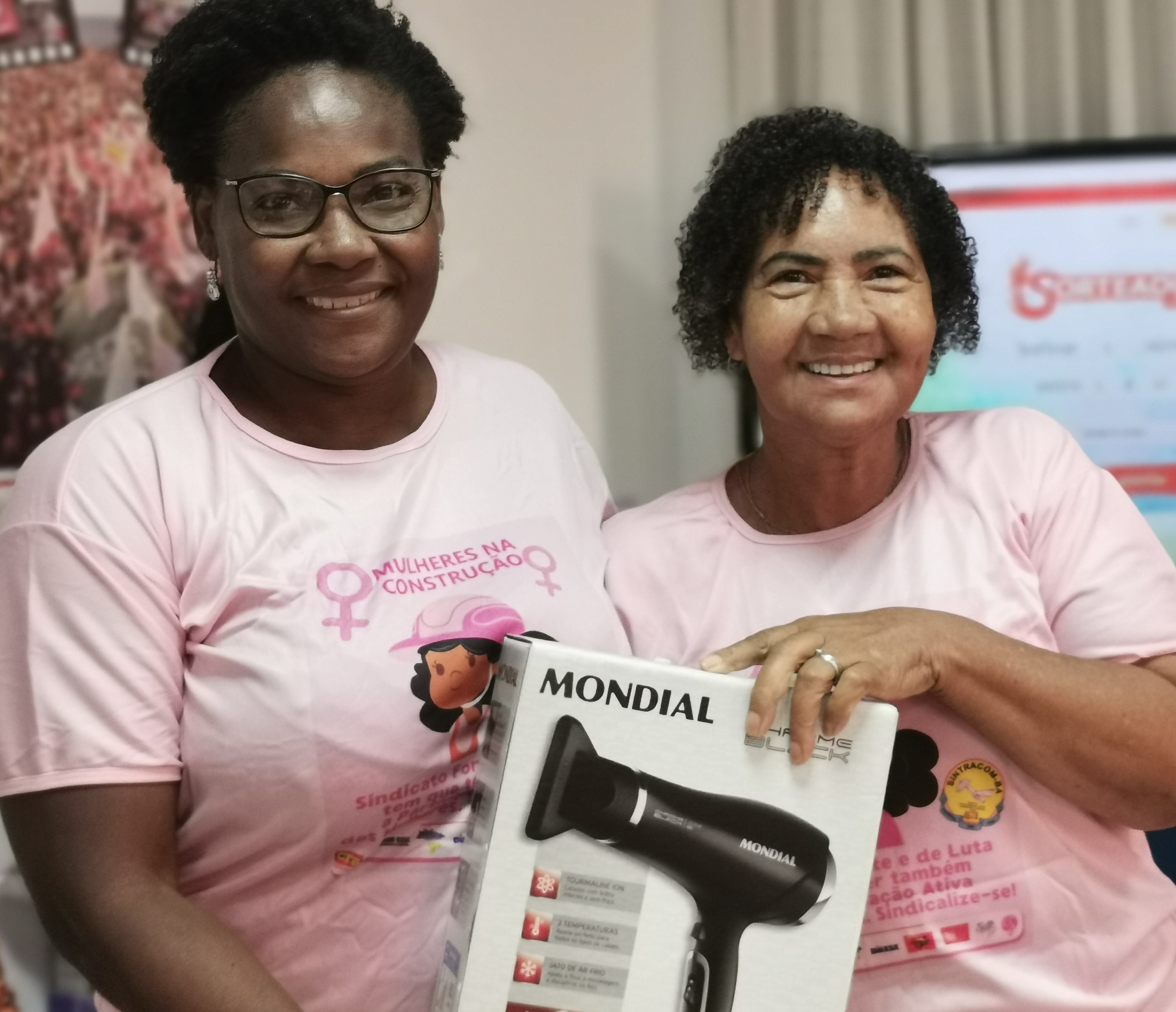 8M SINTRACOM-BA: Teve sorteio de brindes na atividade do Dia Internacional da Mulher