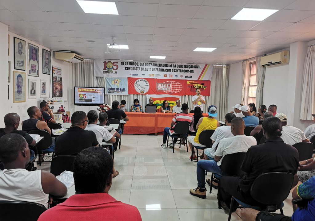 SINTRACOM-BA comemora 105 anos com um bonito encontro no Dia do Trabalhador (a) da Construção Civil