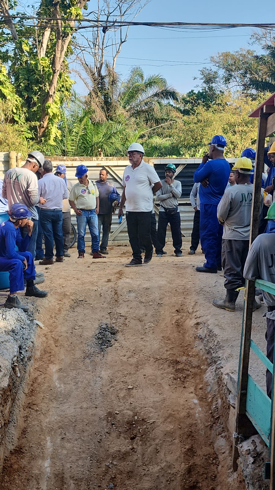 Irregularidades no canteiro de obras do Condomínio Jaguaribe Ocean Sade, empresa JVX