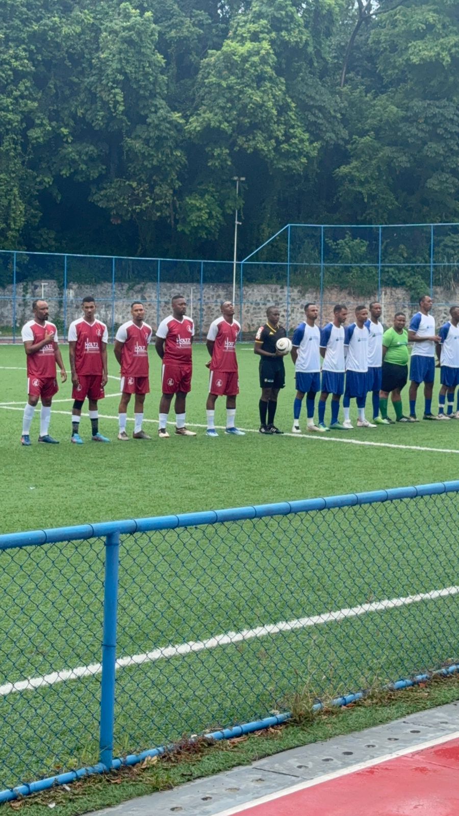 A bola rolou na abertura do 24º Campeonato: Holtz 4 X 0 Firme Praia do Flamengo