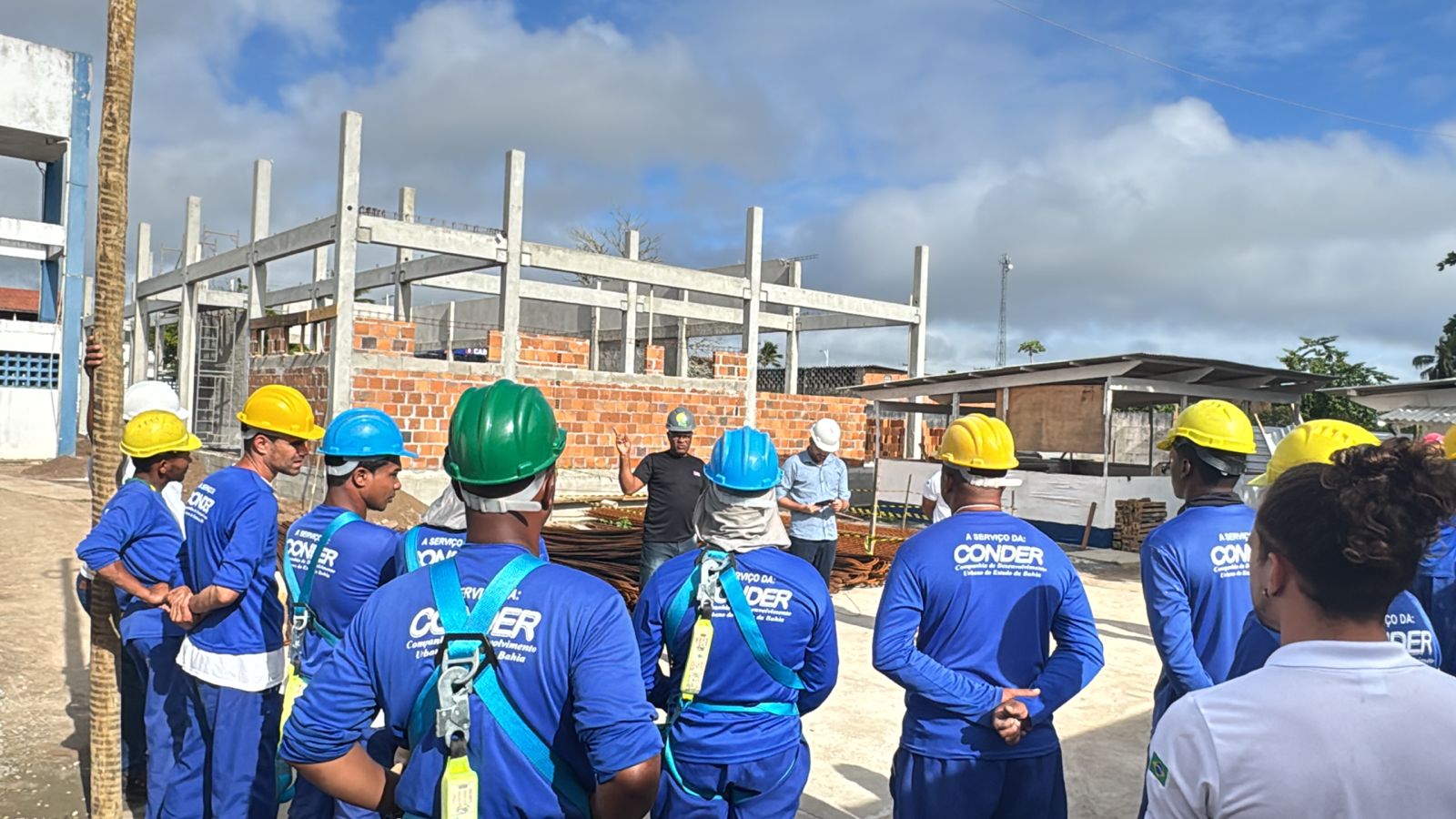 SINTRACOM-BA visitou canteiros de obras em Gandu e Cabaceiras do Paraguaçu