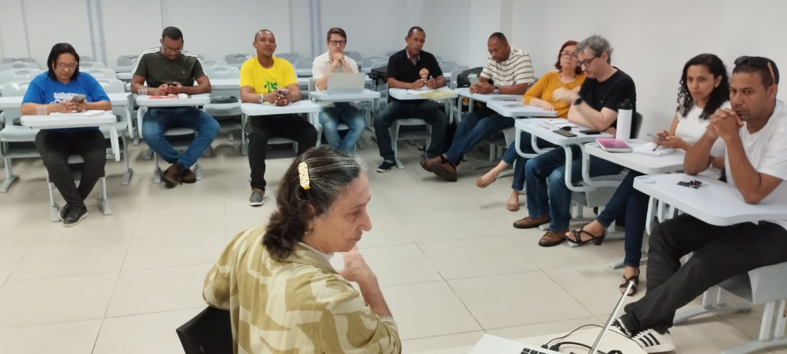 SINTRACOM-BA participa de reunião do FORUMAT